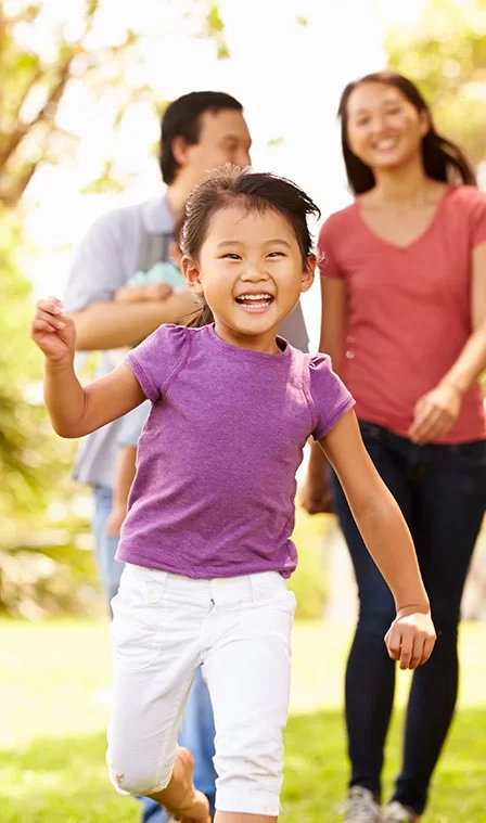 house-and-land 448x759 Family-walking-park-01-448x759