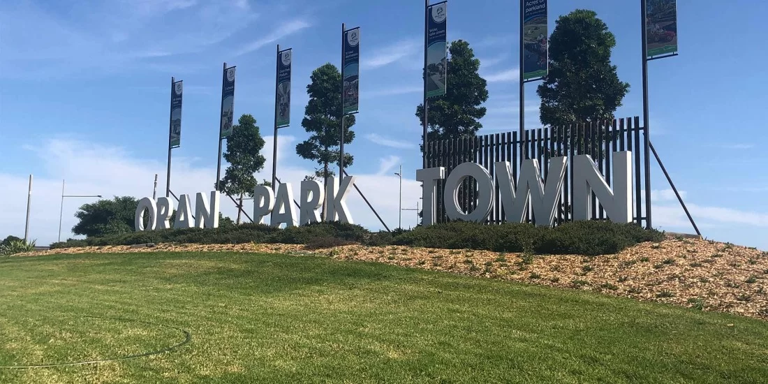 house-and-land 2000x1000 oran-park-town-brolen-homes-2000x1000