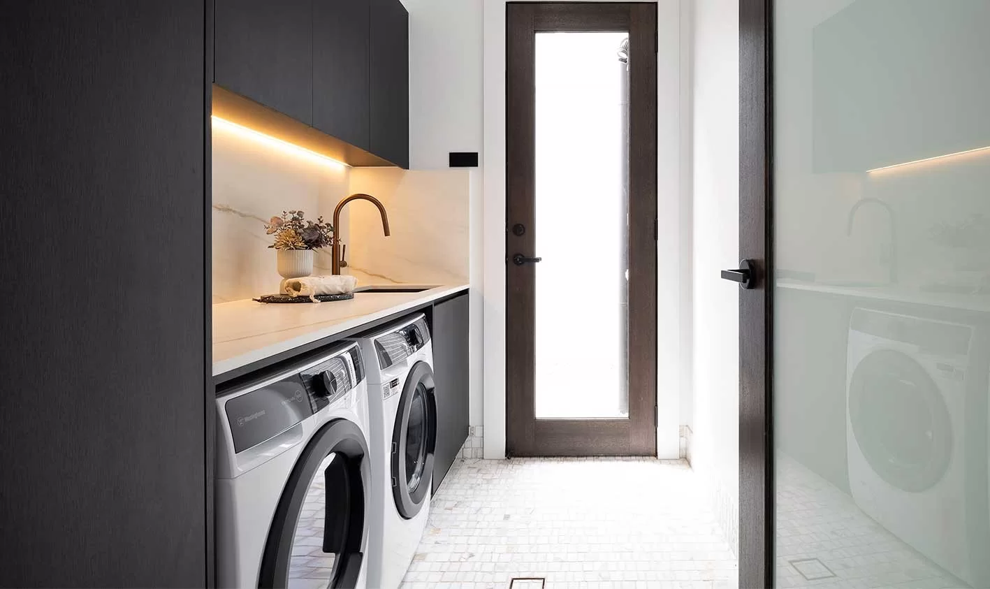 1417x843 DS Avalon40-18