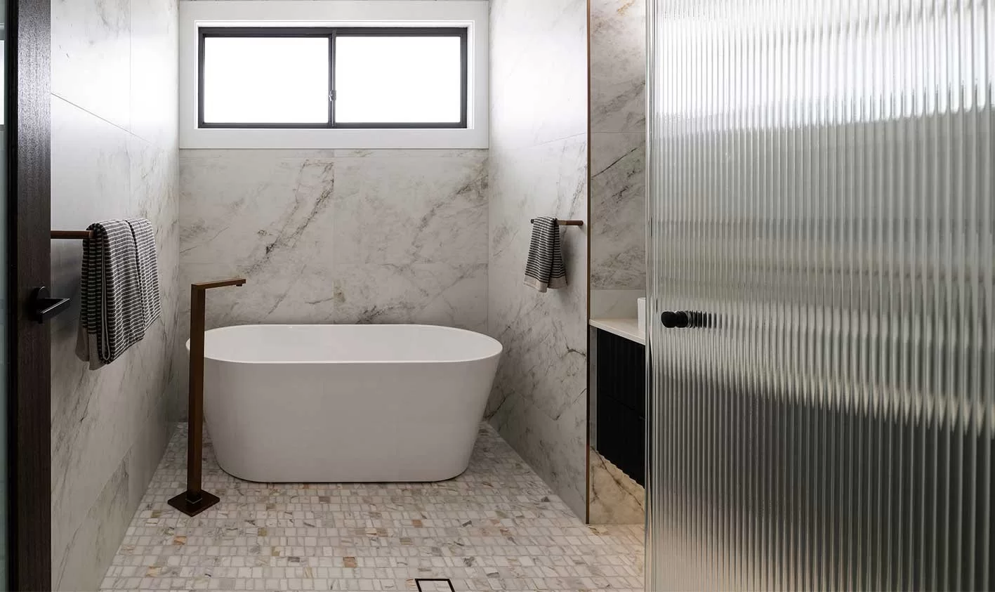 1417x843 DS Avalon40-14